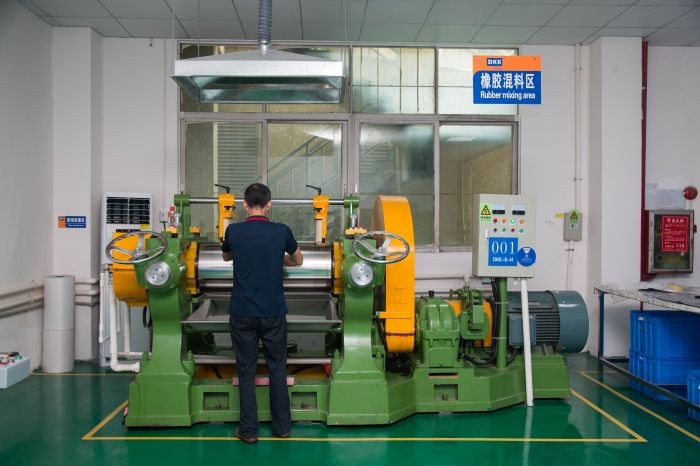 橡膠專(zhuān)用混料機(jī)